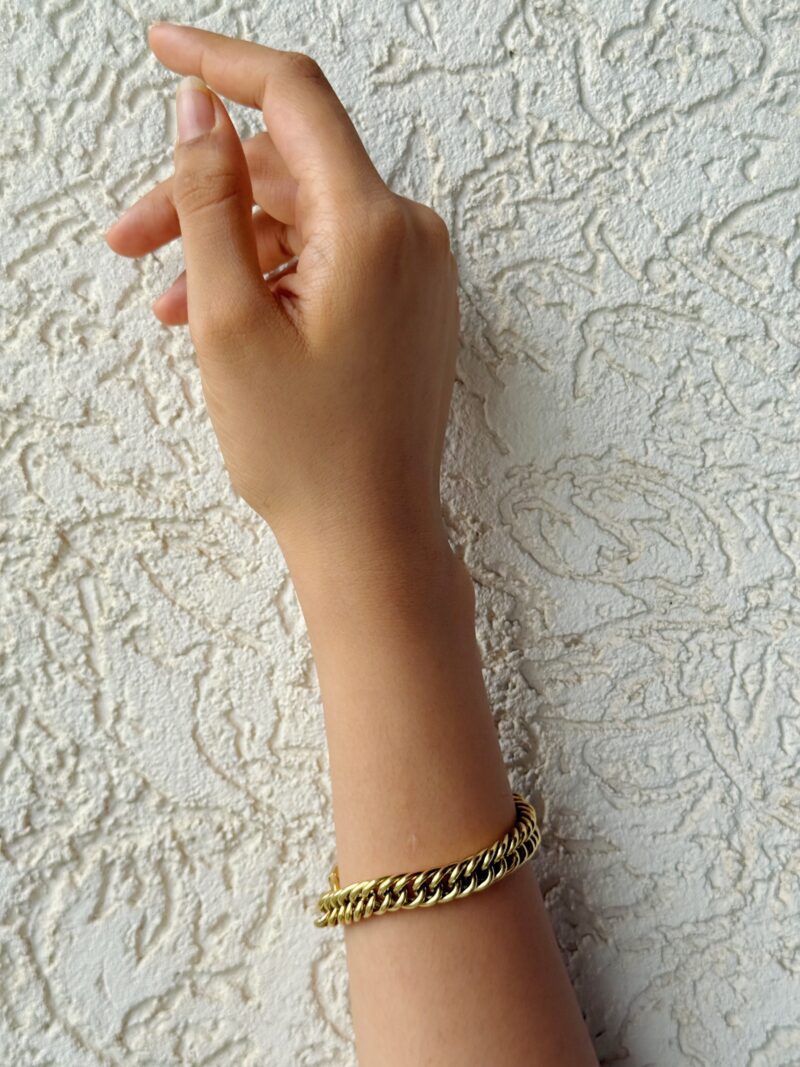 Thick Chain Bracelet - Image 3