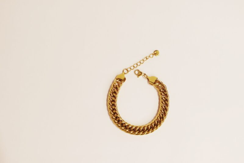 Thick Chain Bracelet - Image 5
