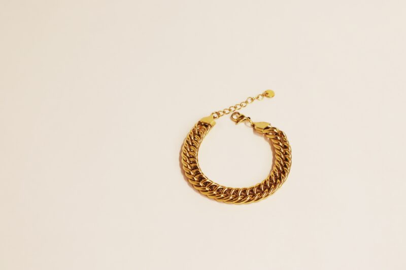 Thick Chain Bracelet - Image 4