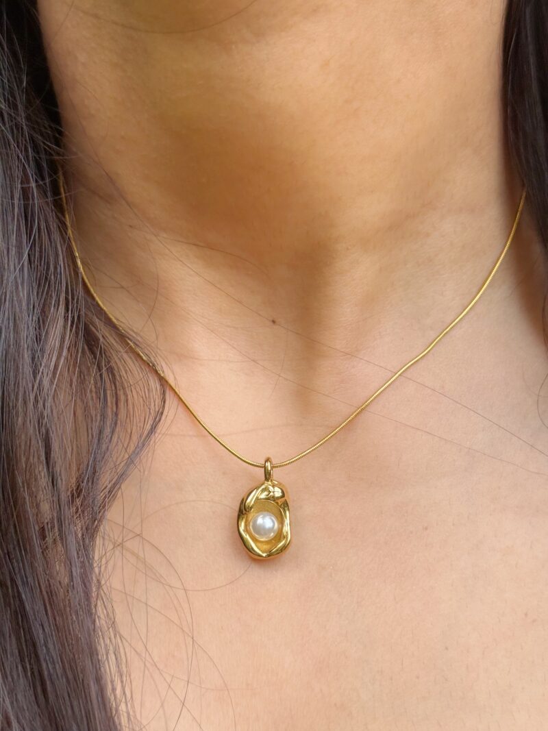 Pearl Oyster Necklace